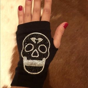 Rhinestone Skull Handwarmers
